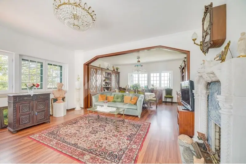 Photo 5 of 56
