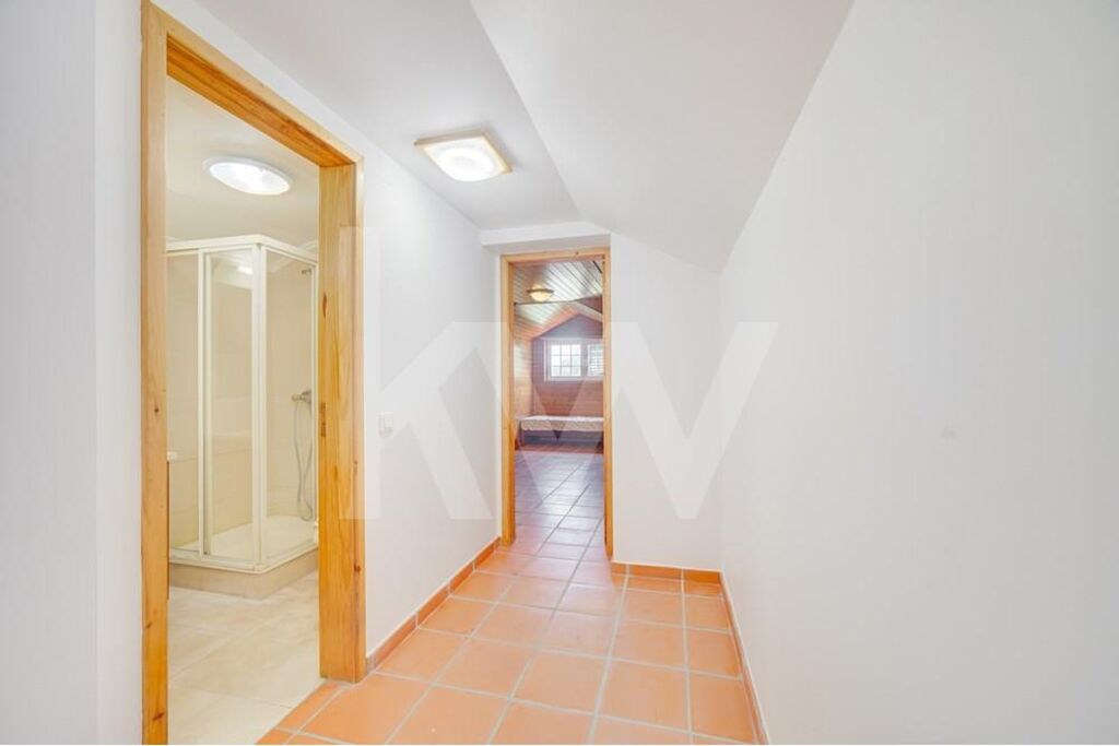 1ef13234-1438-4365-8910-d509c680a5e6