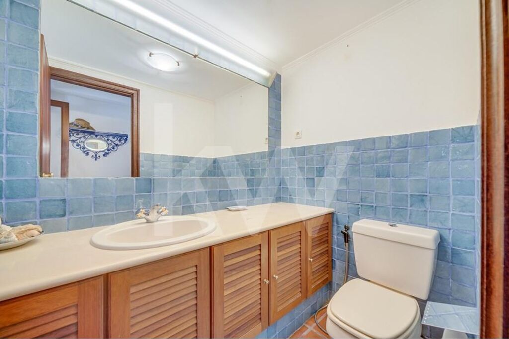 91319103-21b1-4438-96dc-7f4be352e423