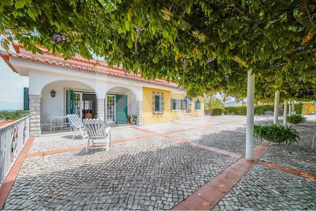 ac0dcb7e-02e7-454f-a0d5-8faeee1a4b95