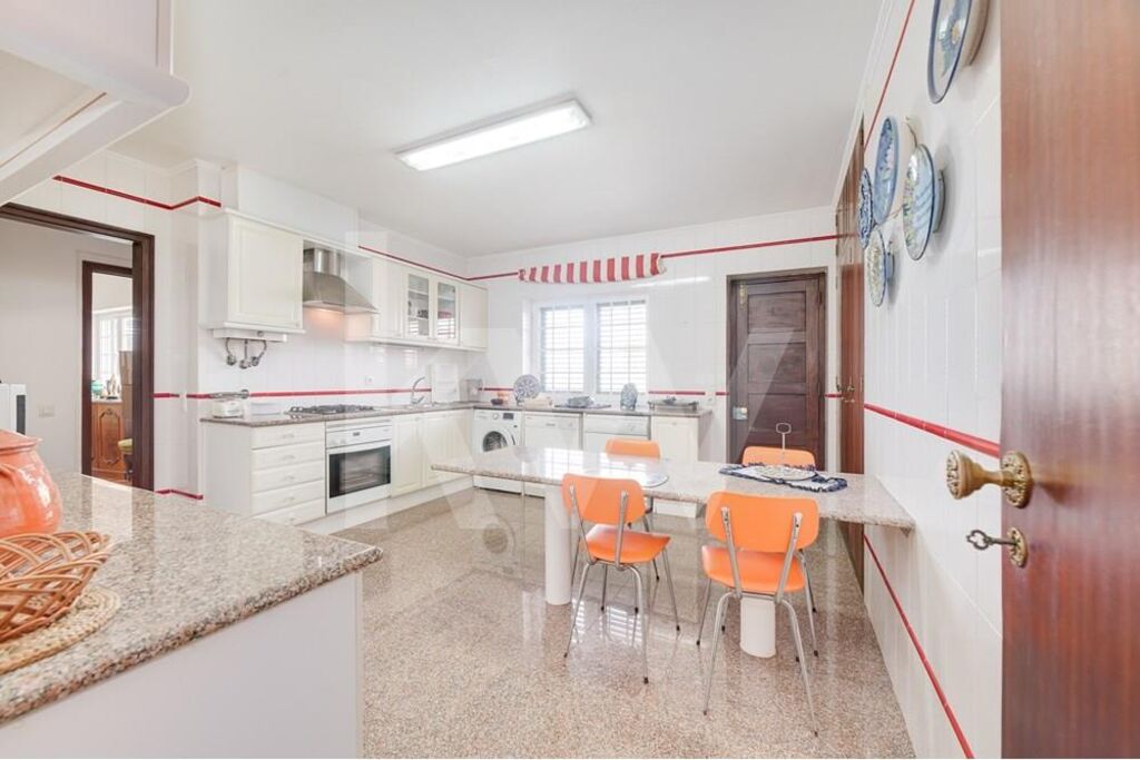 c20807be-d457-46b2-8d01-a0dfeb0bae3f