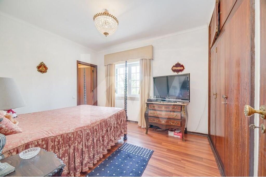 eaf42435-2231-4e96-817c-dcb08069764f